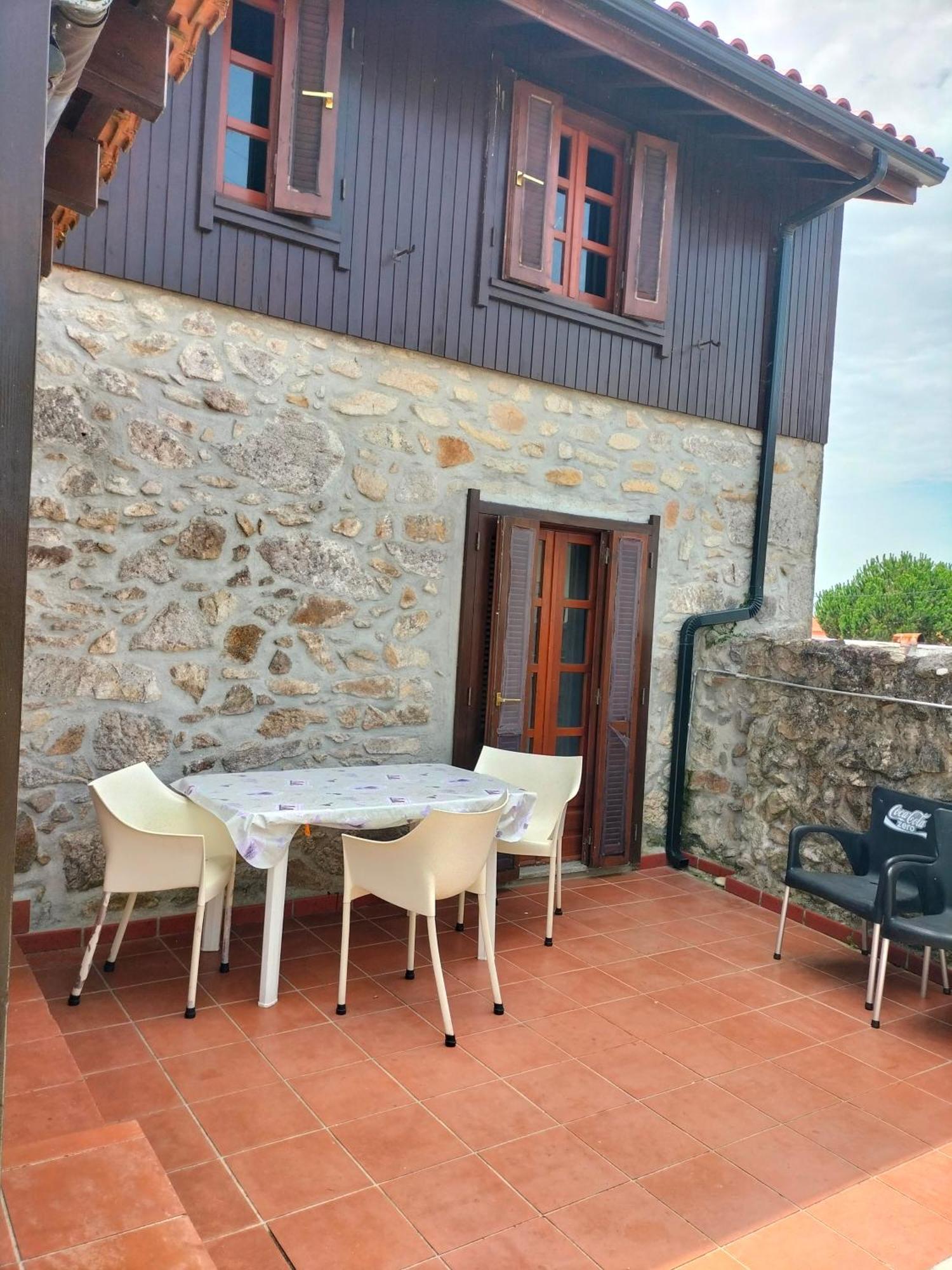 아피프 Casa De Madeira E Pedra 빌라 외부 사진